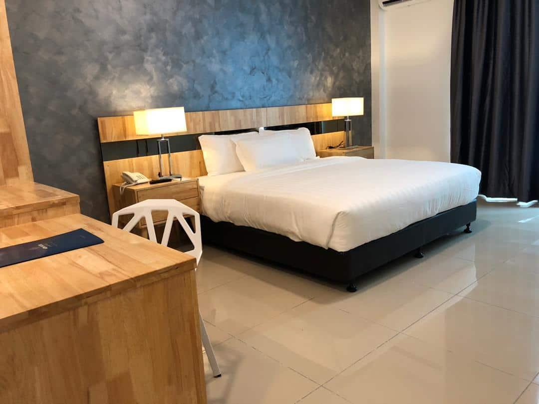 Hotel Adya Express Chenang Pantai Cenang Kültér fotó
