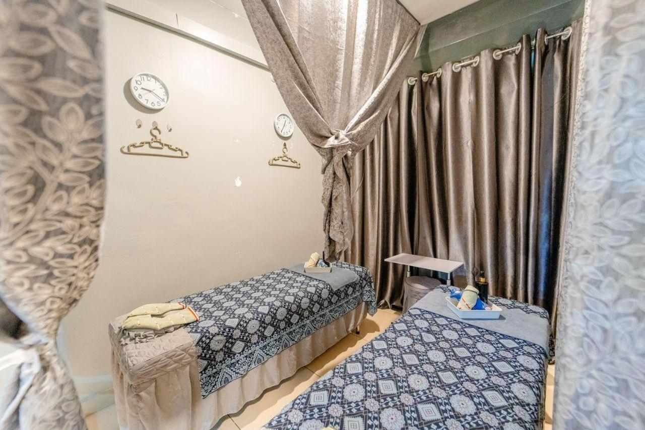 Hotel Adya Express Chenang Pantai Cenang Kültér fotó